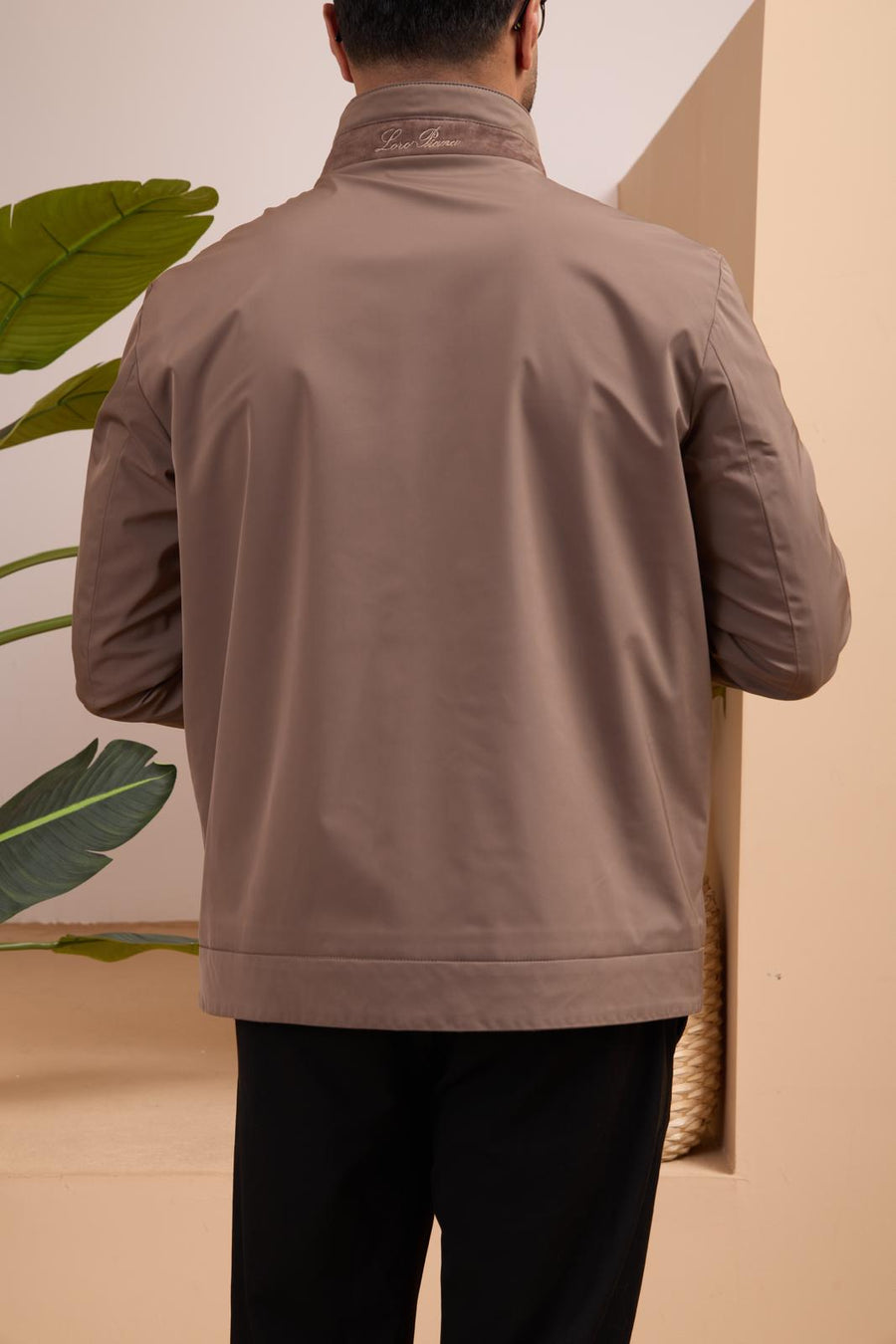 Men's Waterproof Jacket with Knit Collar and Waterproof Fabric