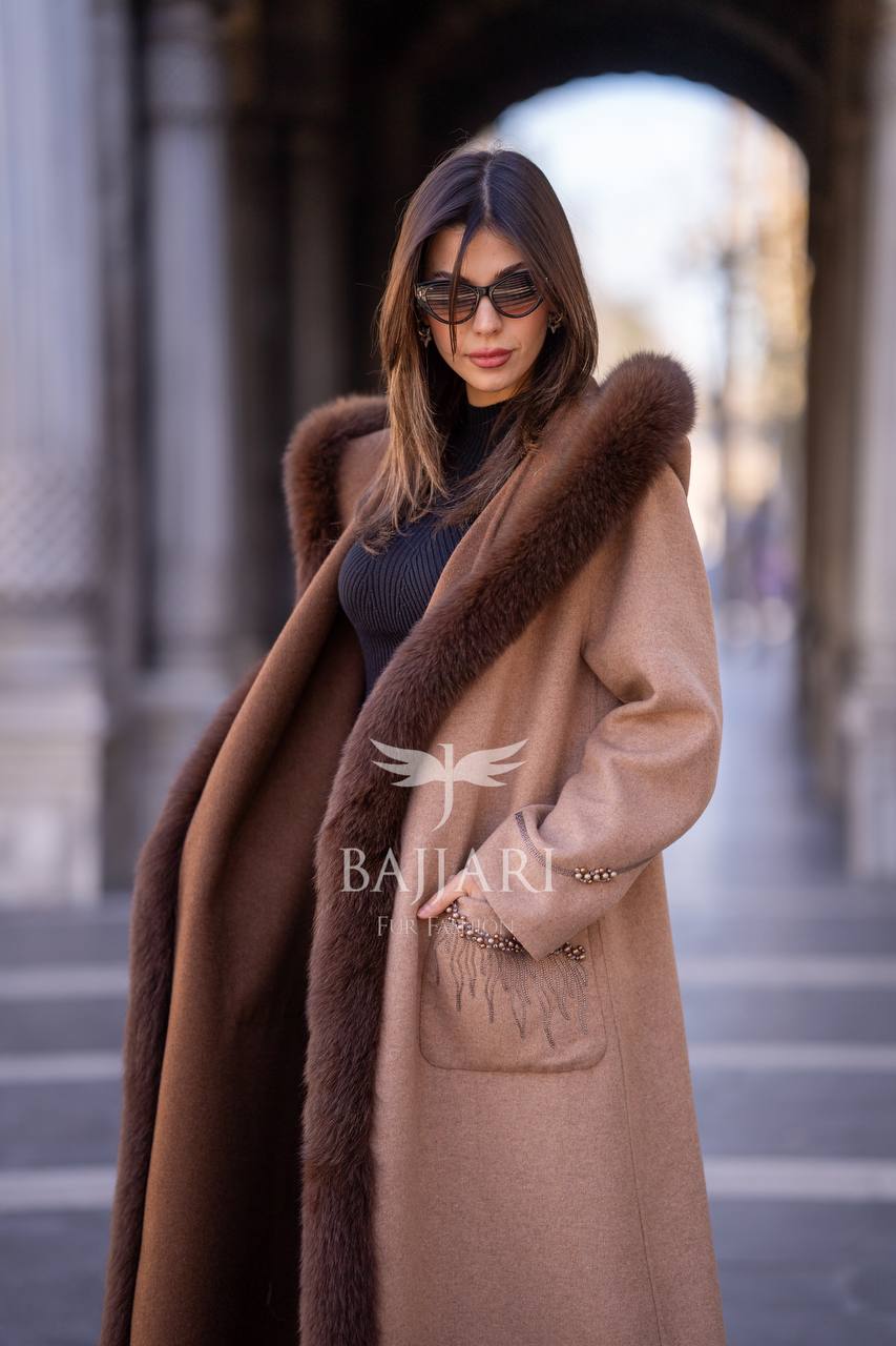 9022 D Alpaca Fox