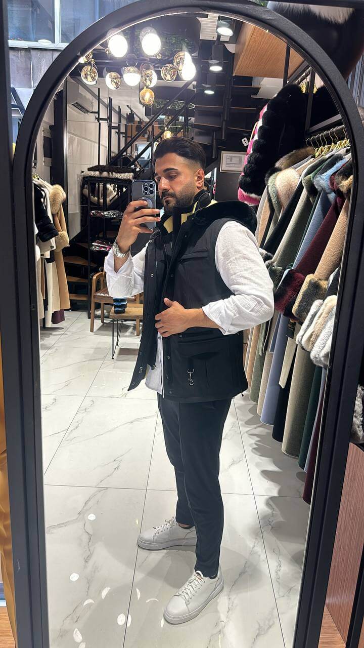 Man Vest with hoodie M-902