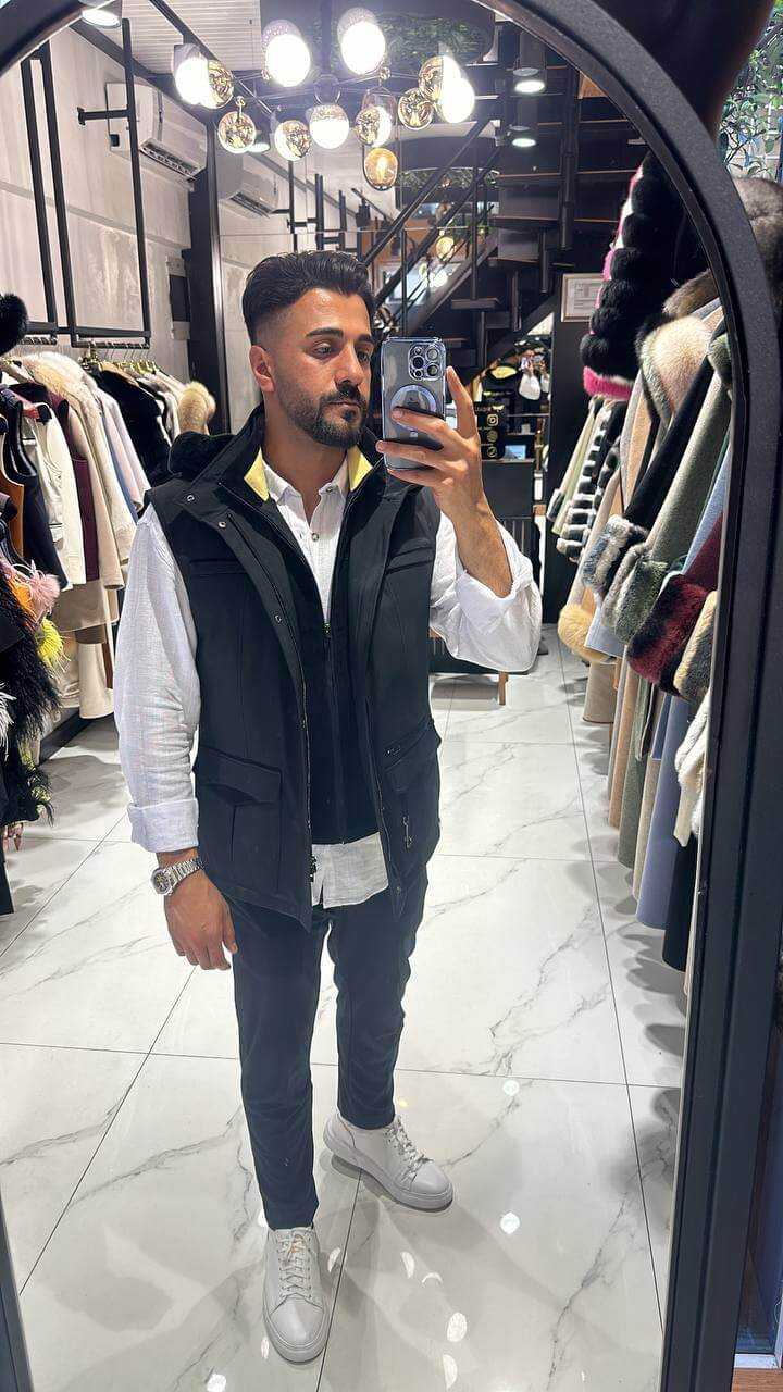 Man Vest with hoodie M-902