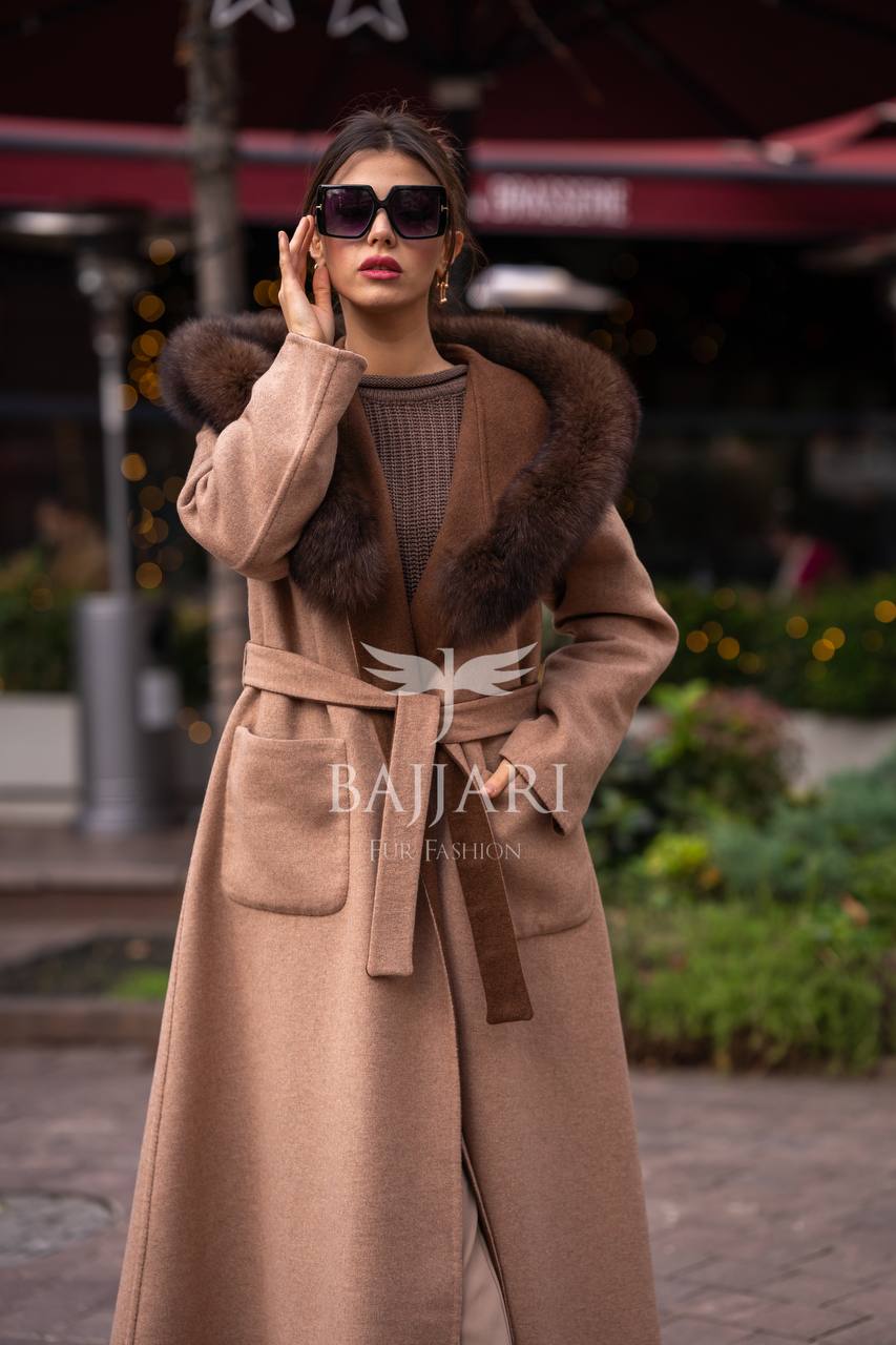 9022 Alpaca Fox