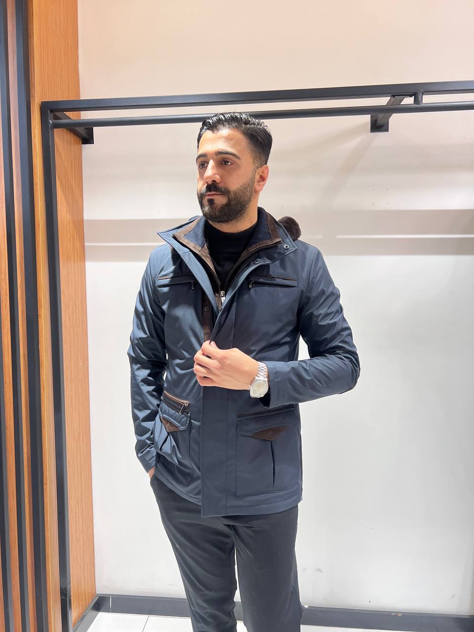 Men’s Jacket with Detachable Rabbit Fur Hood and Suede Details M-900
