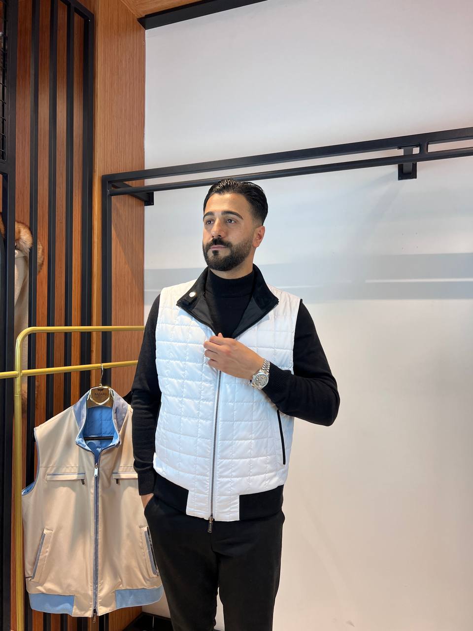 Elegant Men’s Vest with Waterproof Fabric and Knit Sleeves FN-3