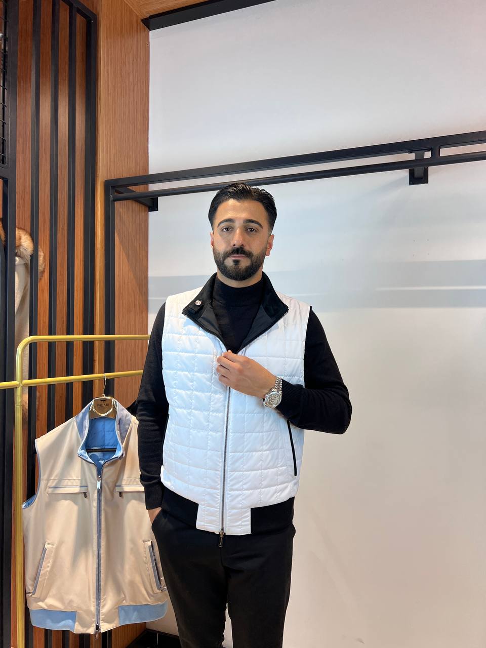 Elegant Men’s Vest with Waterproof Fabric and Knit Sleeves FN-3
