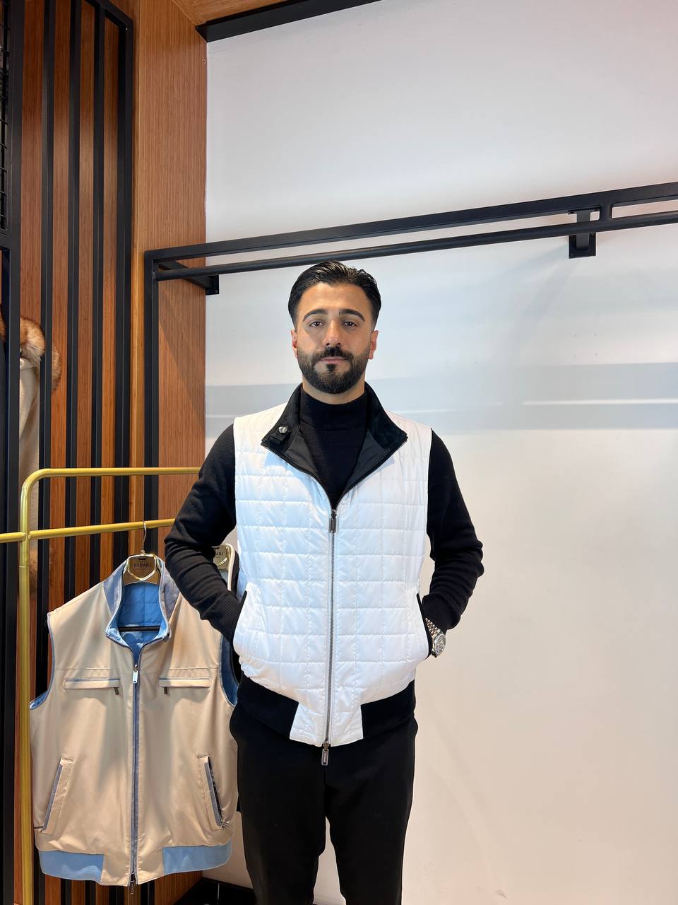 Elegant Men’s Vest with Waterproof Fabric and Knit Sleeves FN-3