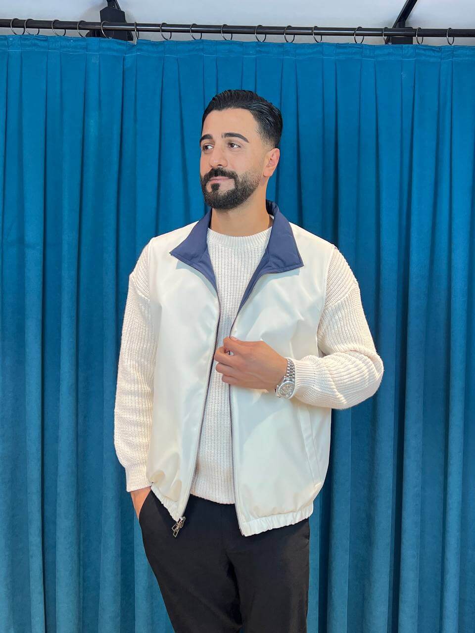 Reversible Waterproof Men’s Vest: Style and Function Combined -M938-