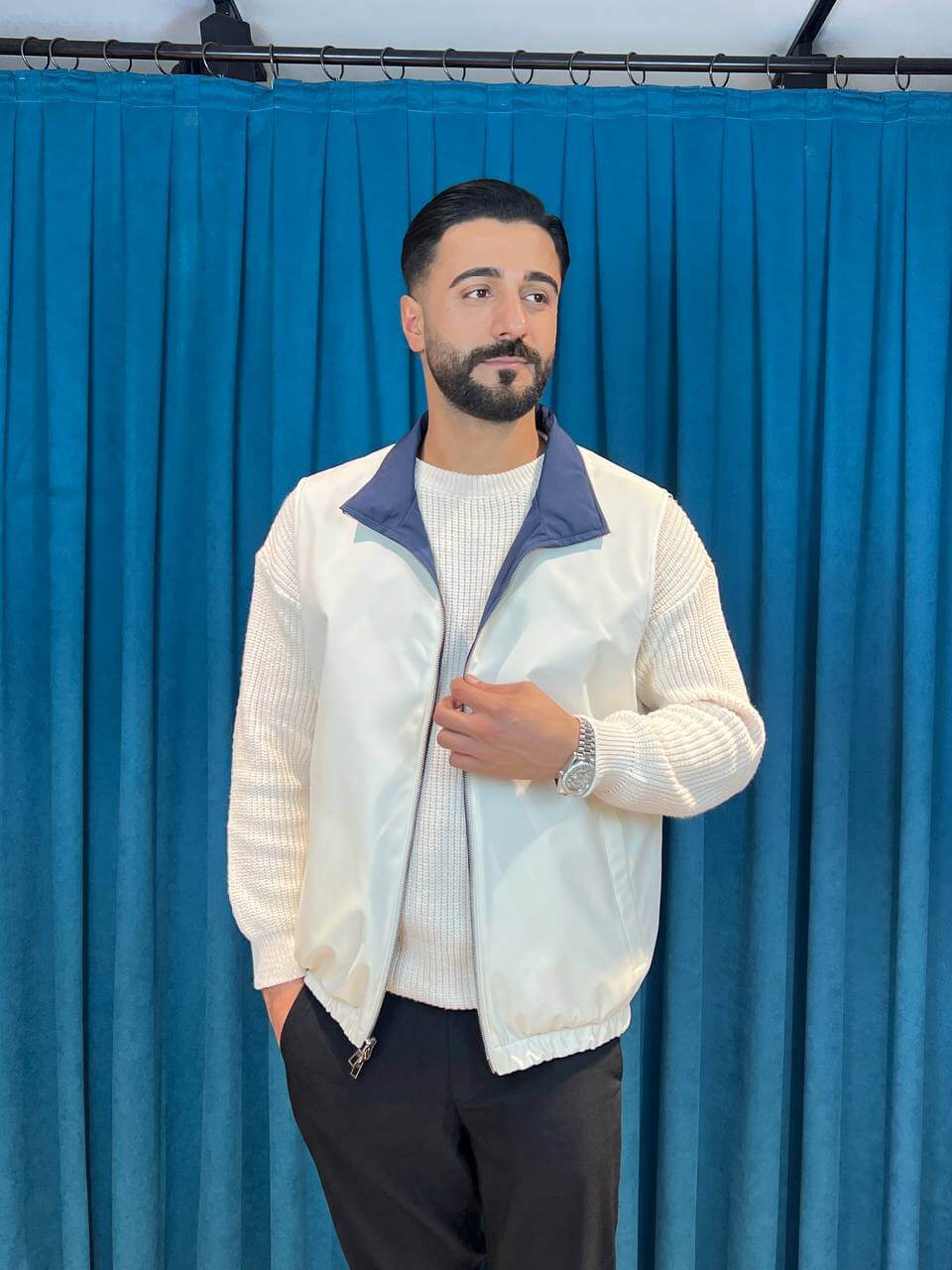 Reversible Waterproof Men’s Vest: Style and Function Combined -M938-
