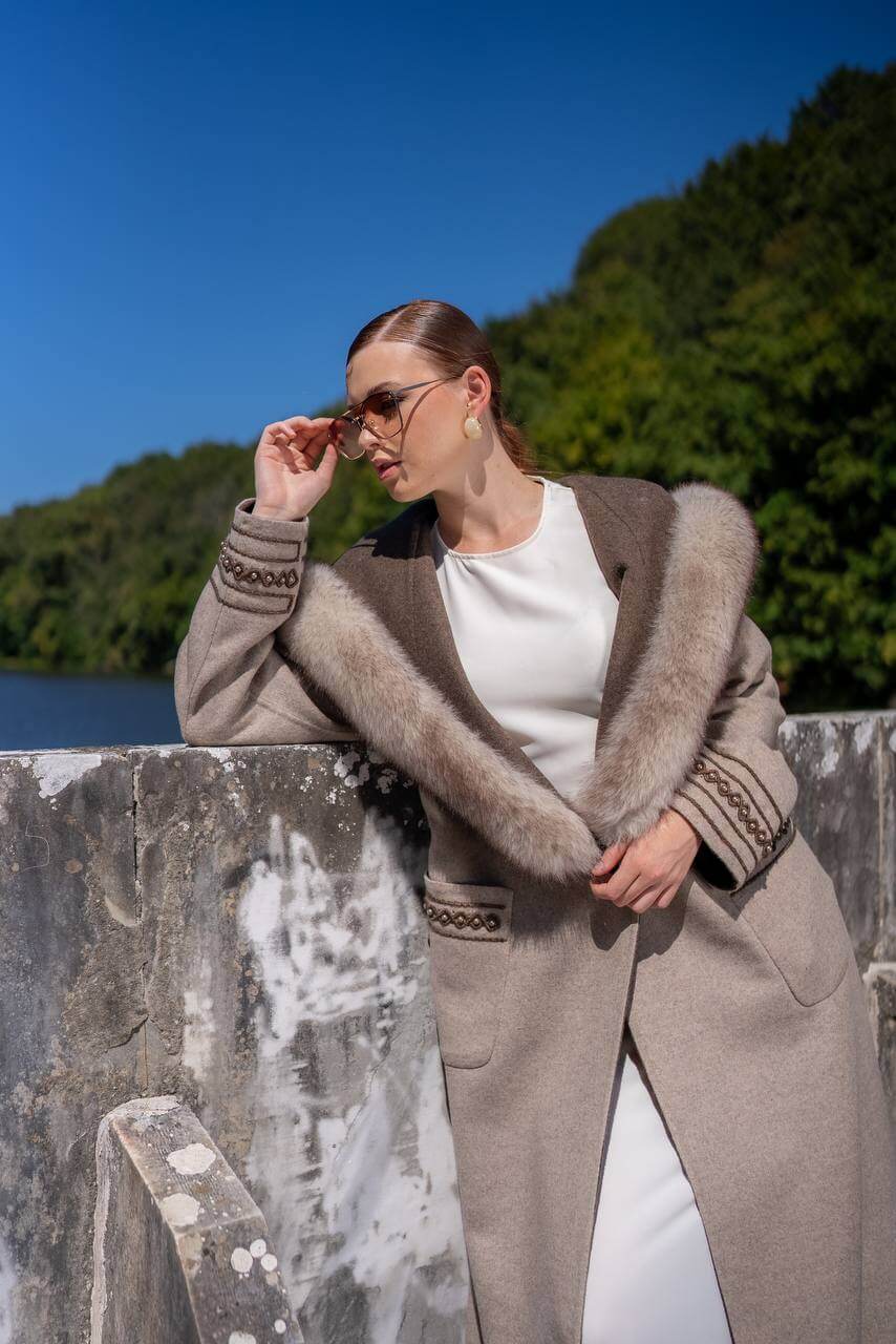 Luxury Alpaca Wool Abaya with Fox Fur