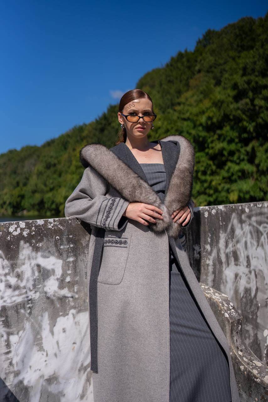 Luxury Alpaca Wool Abaya with Fox Fur