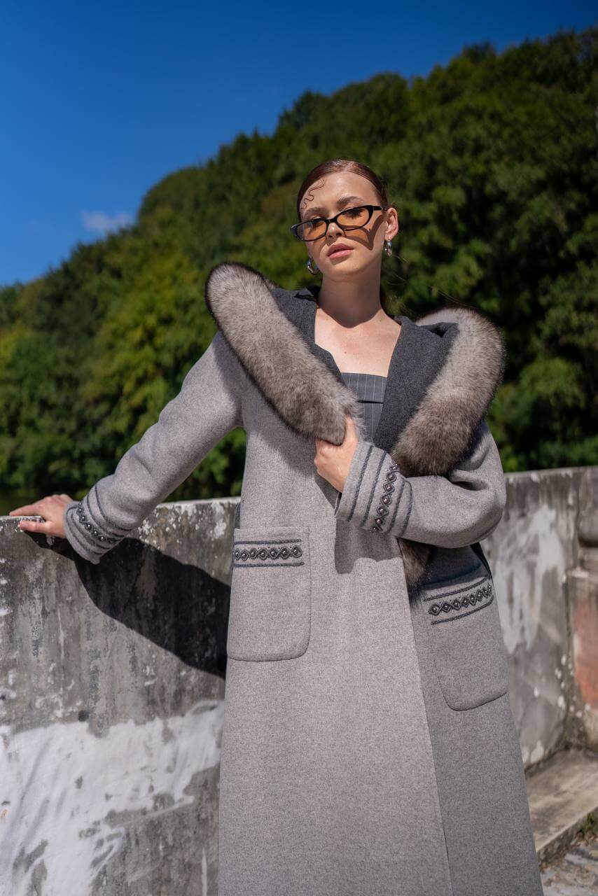 Luxury Alpaca Wool Abaya with Fox Fur