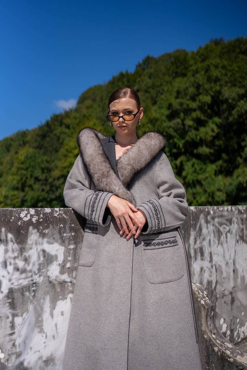 Luxury Alpaca Wool Abaya with Fox Fur