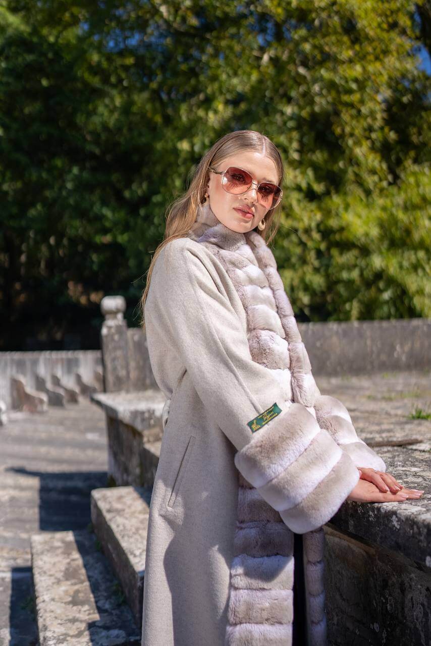 The New Name of Winter Elegance: Fur-Trimmed Alpaca Abaya-9486-