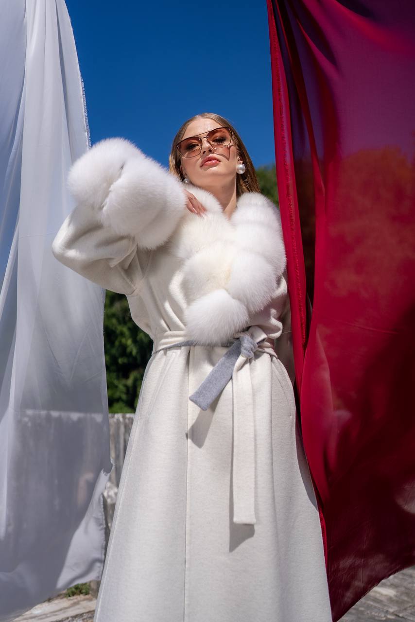 Emblem of Elegance Long Coat with Alpaca Wool and Fox Fur Details-9021-