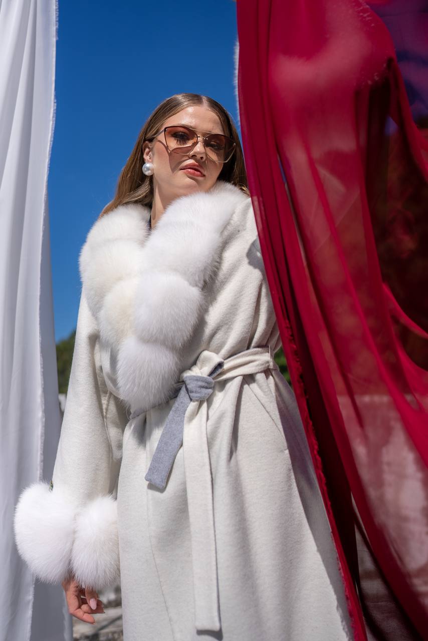 Emblem of Elegance Long Coat with Alpaca Wool and Fox Fur Details-9021-