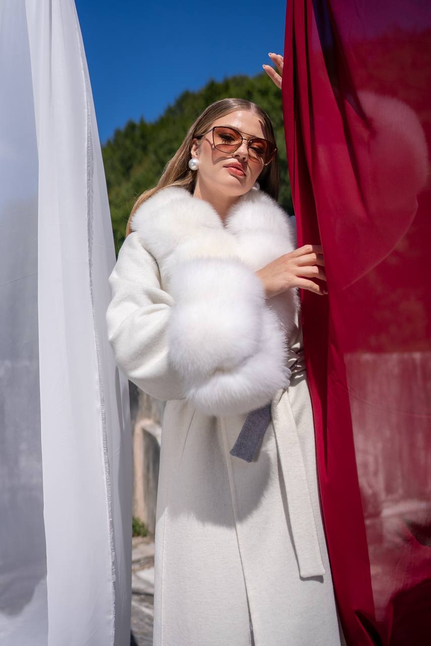 Emblem of Elegance Long Coat with Alpaca Wool and Fox Fur Details-9021-