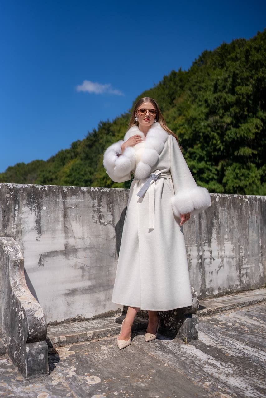 Emblem of Elegance Long Coat with Alpaca Wool and Fox Fur Details-9021-