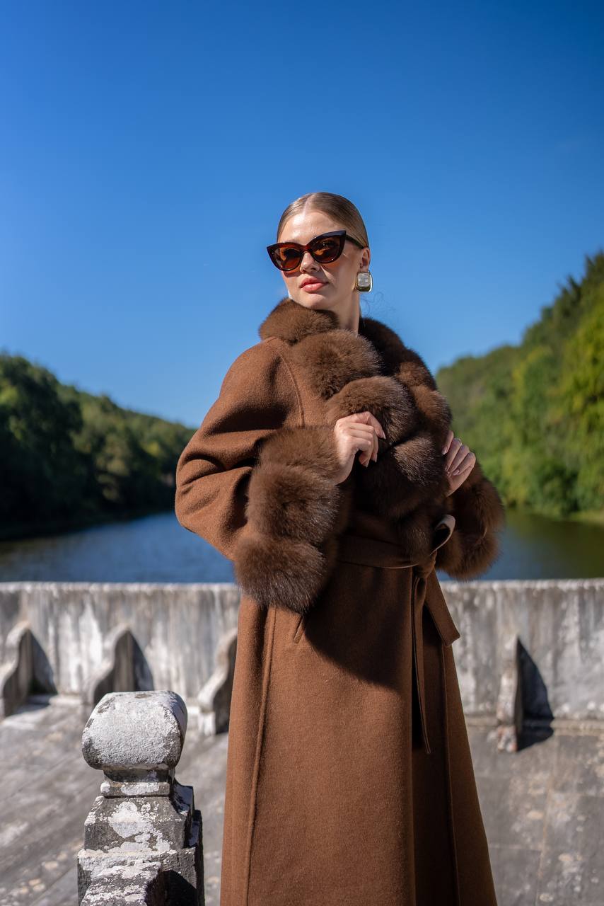 Emblem of Elegance Long Coat with Alpaca Wool and Fox Fur Details-9021-