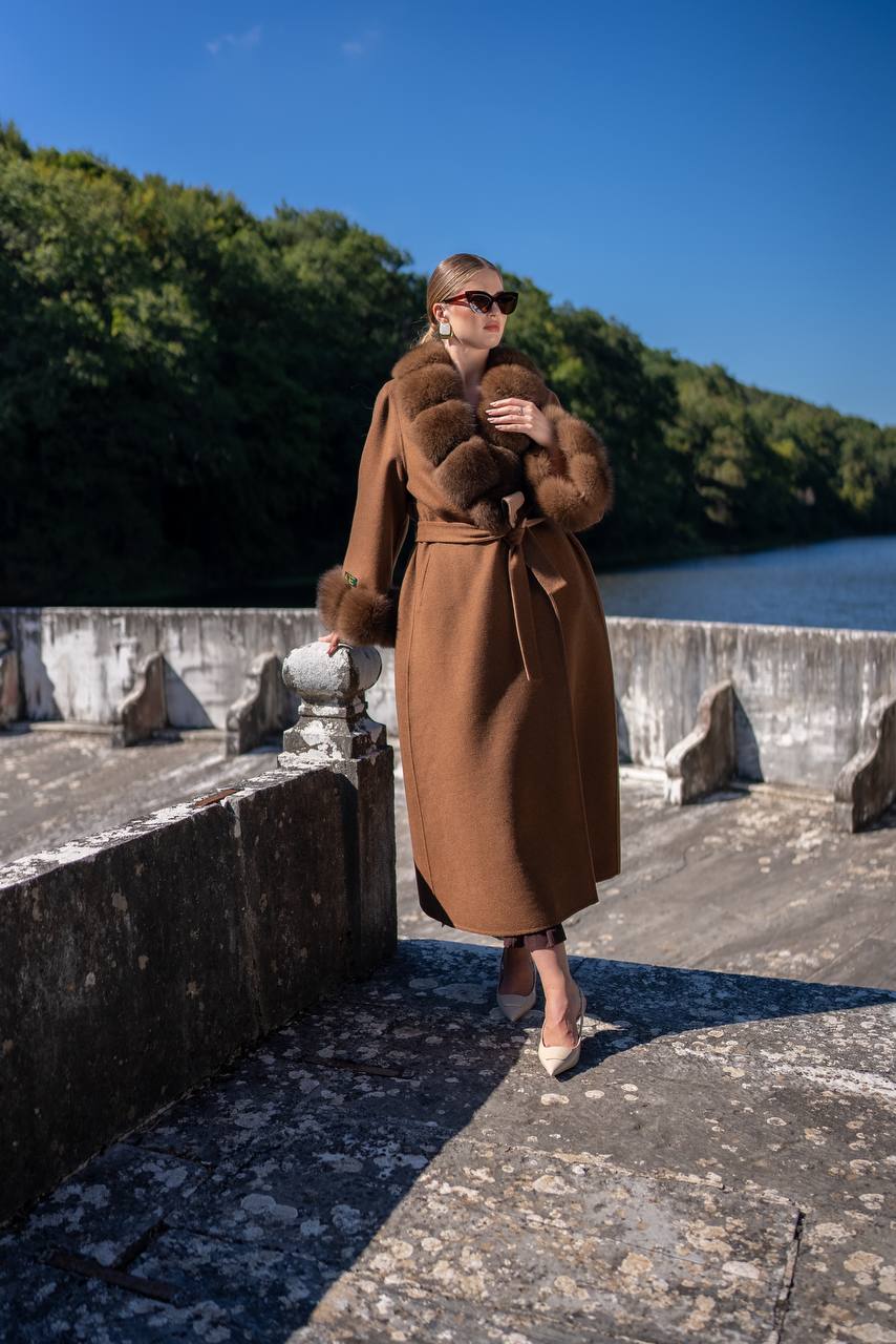 Emblem of Elegance Long Coat with Alpaca Wool and Fox Fur Details-9021-