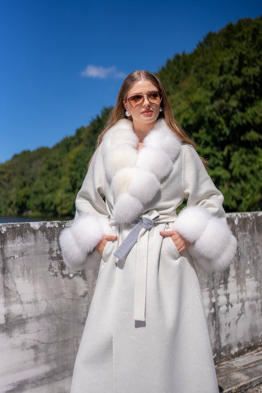 Emblem of Elegance Long Coat with Alpaca Wool and Fox Fur Details-9021-