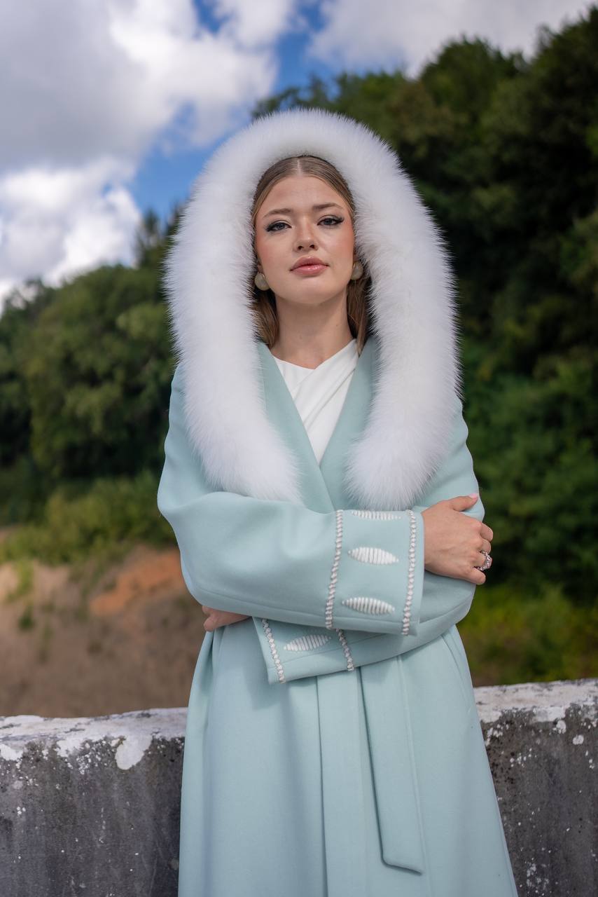 Cashmere Fabric Women’s Coat with Fox Fur Trim-9022-