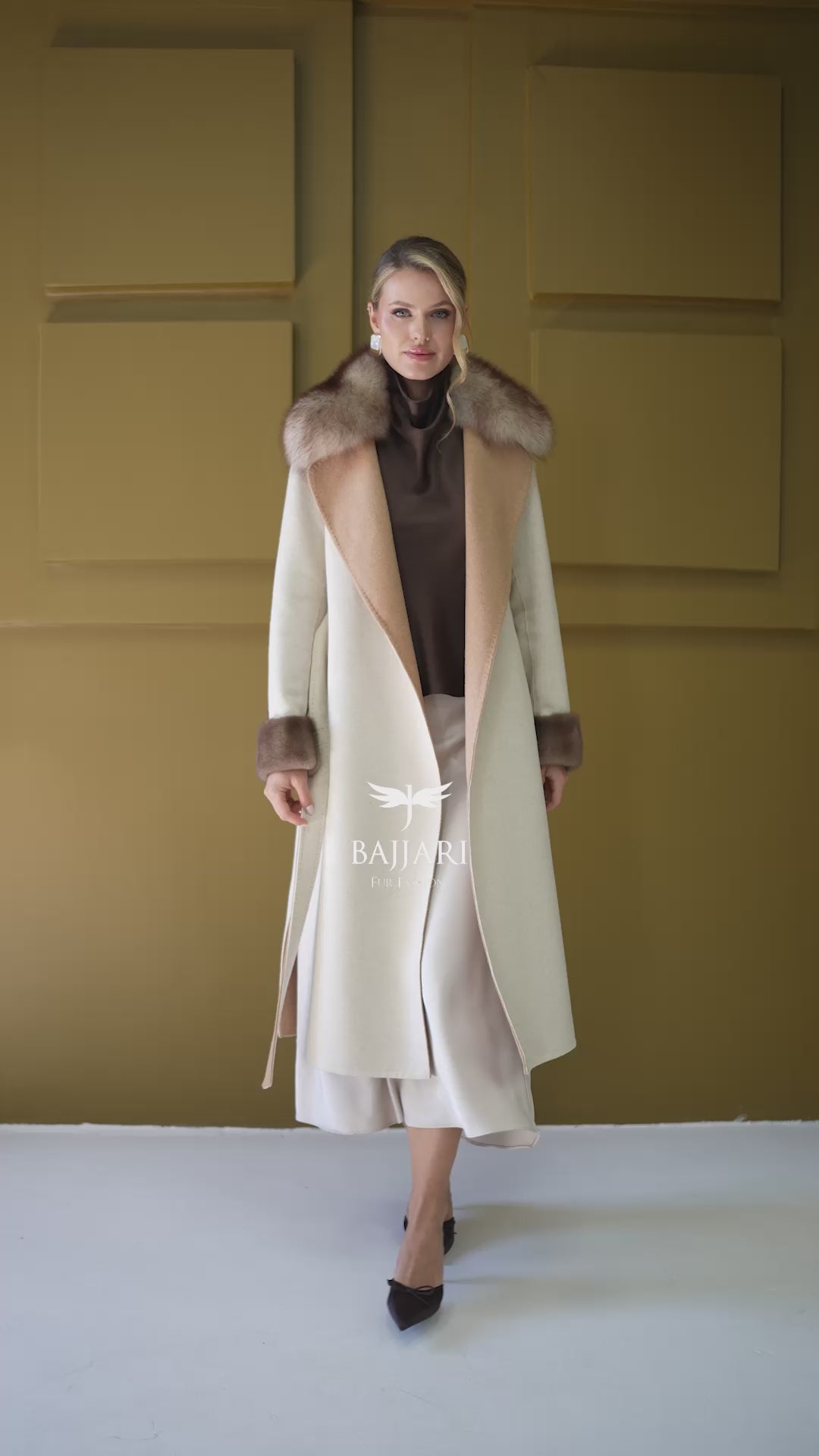 Alpaca Wool Fabric | Fox Fur Collar, Mink Fur Sleeve Cuff Detail | Slit Skirt Cut -9587-
