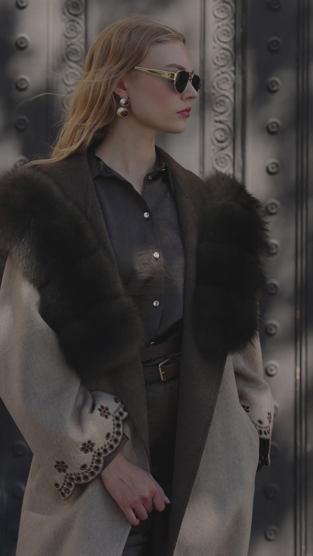 BEIGE BROWN EMBROIDERED ALPACA FOX FUR COAT -9021