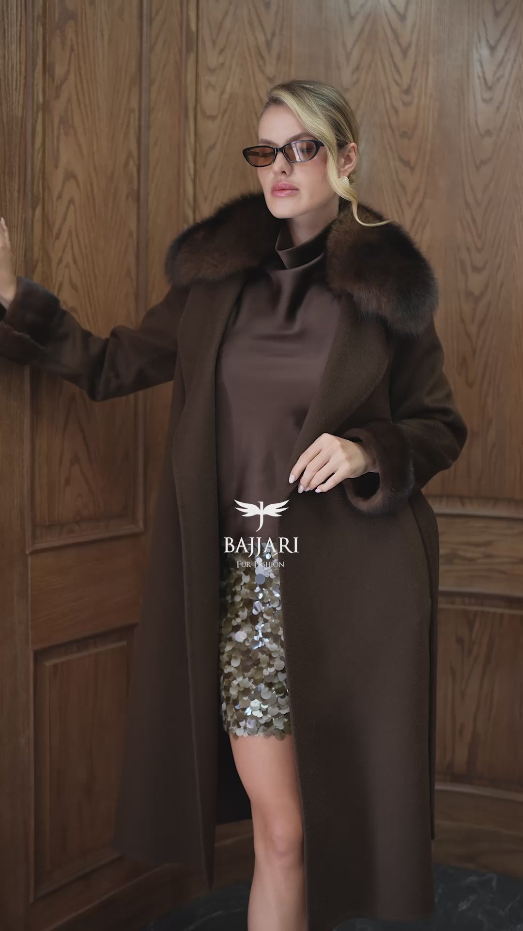 Zibellino Alpaca Wool Fabric | Fox Fur Collar, Mink Fur Sleeve Cuff Detail | Slit Skirt Cut -9587-