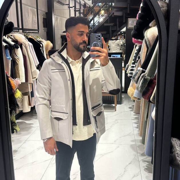 Man jacket with hoodie M-900