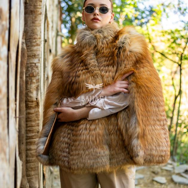 Elegant Women's Golden Fox Fur Coat with Doll Collar -1996-